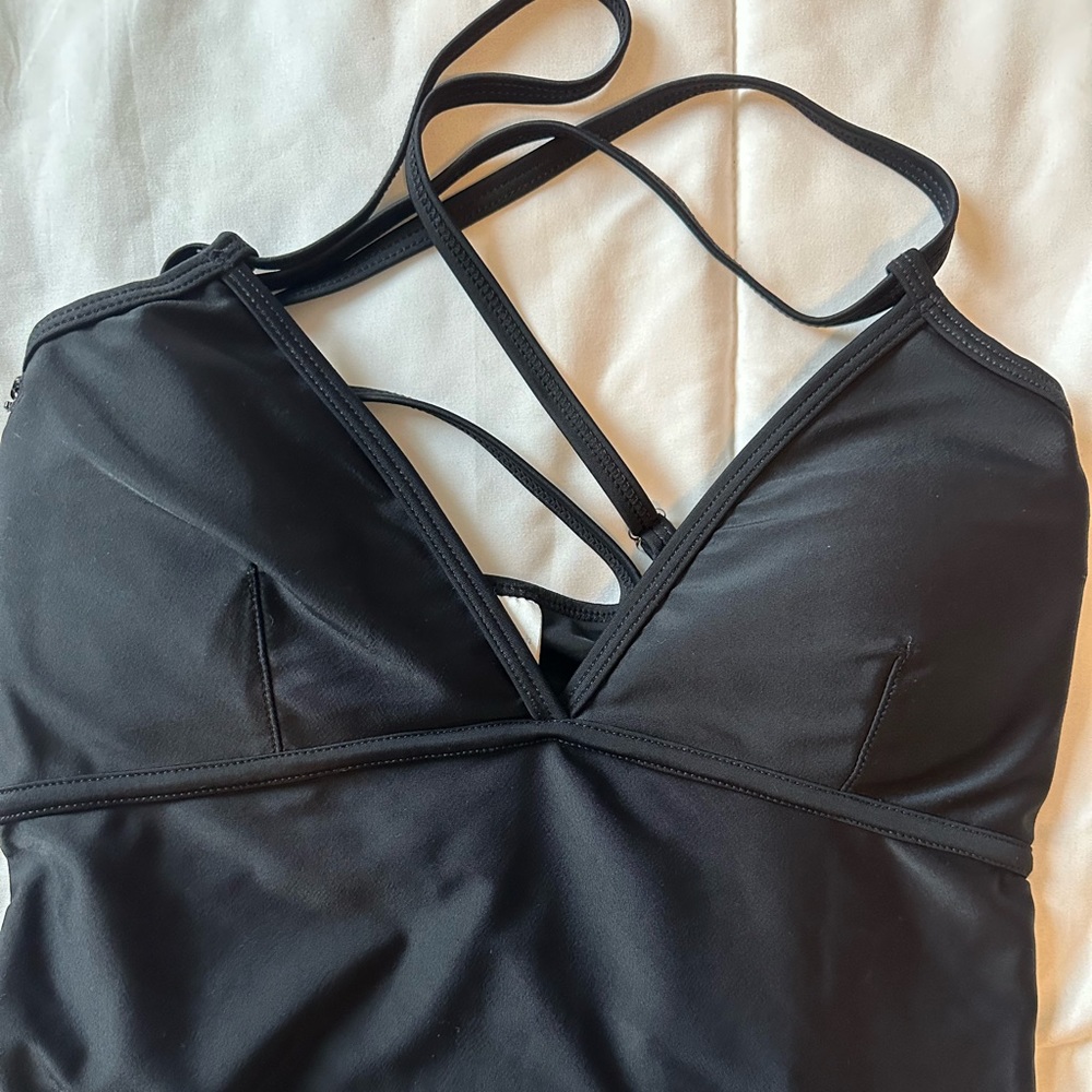 Workout top with Hidden pockets